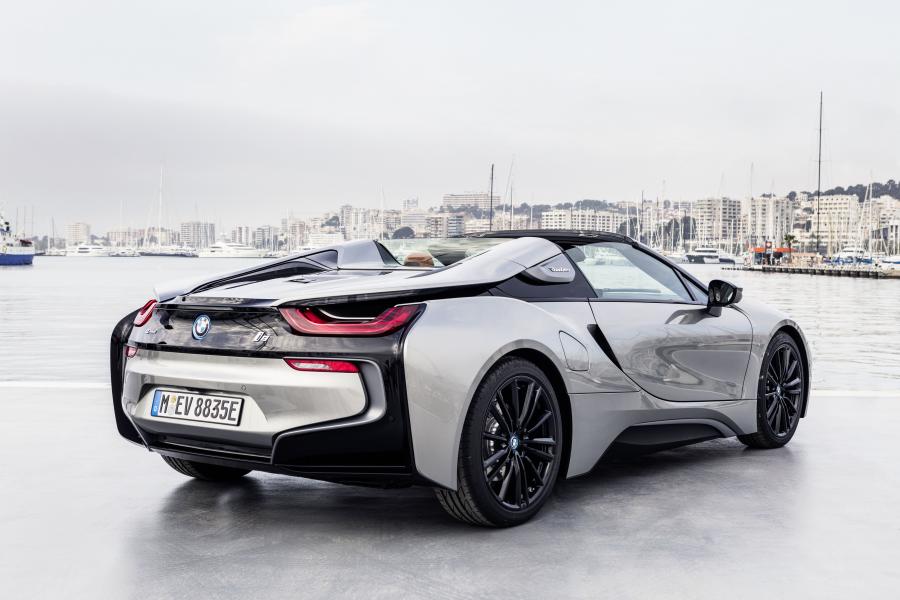  BMW i8 Roadster (I15) 2018 года  (WW) (фото 143 из 198)